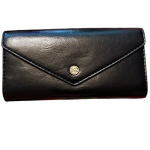 Michael Kors Jet Set Travel Wallet